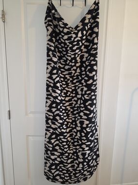 African Bubu- Black & Cream Print